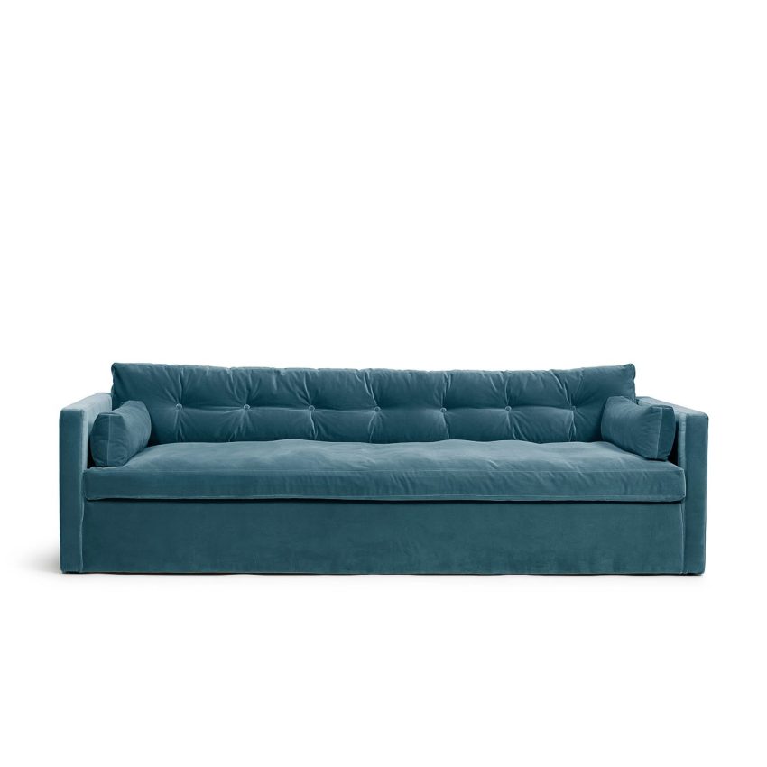 Dahlia Grande The 3-seater sofa Petrol is a deep and comfortable sofa in blue-green velvet from Melimeli