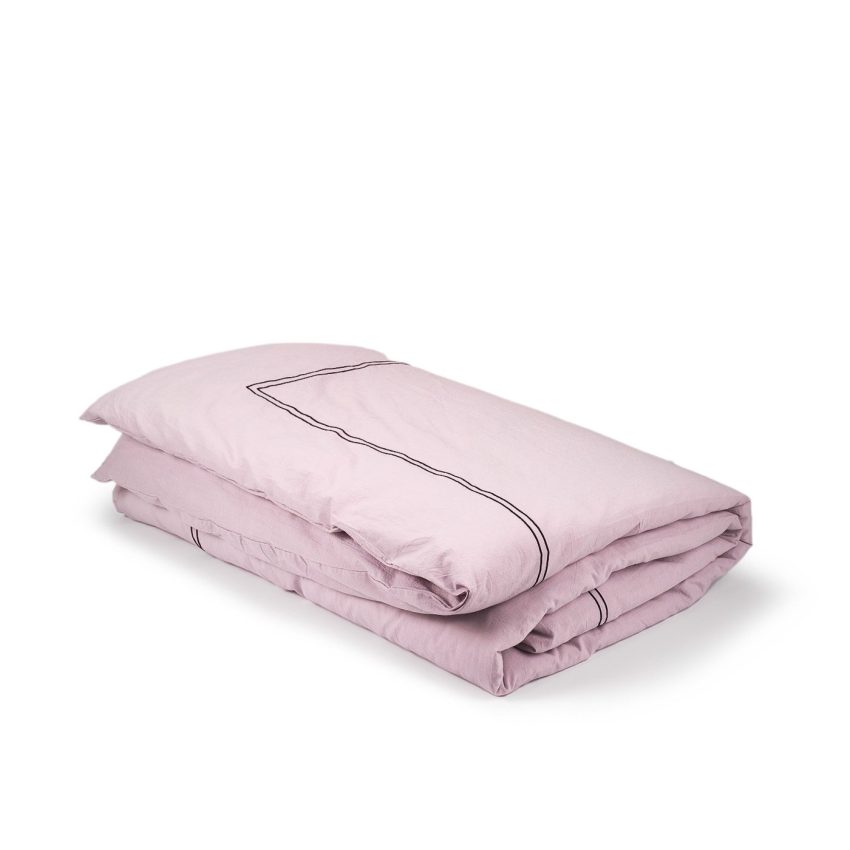 Pink duvet cover with embroidered frames in black